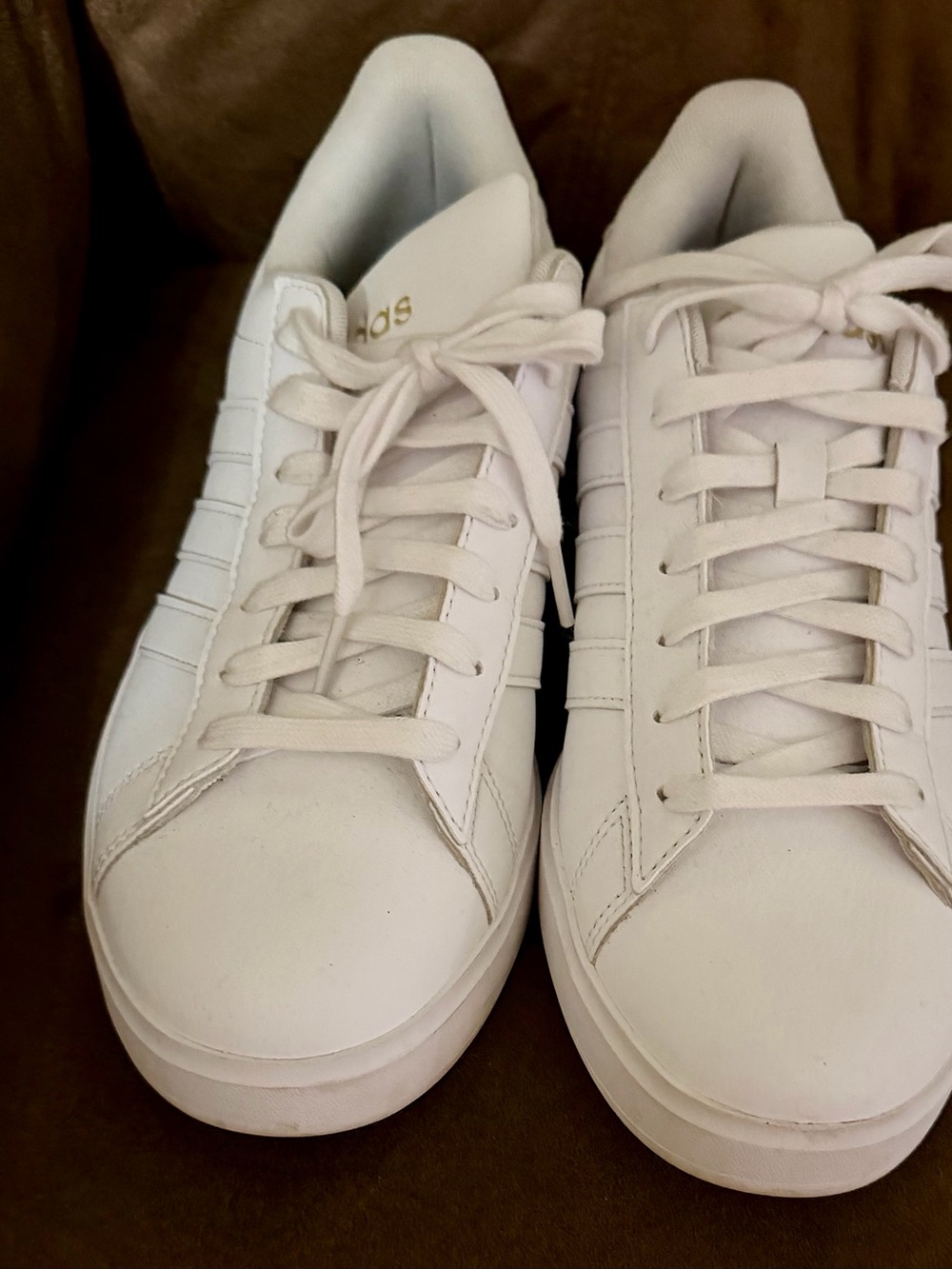 adidas Women’s White Leather Grand Court 2.0 Tennis Shoe